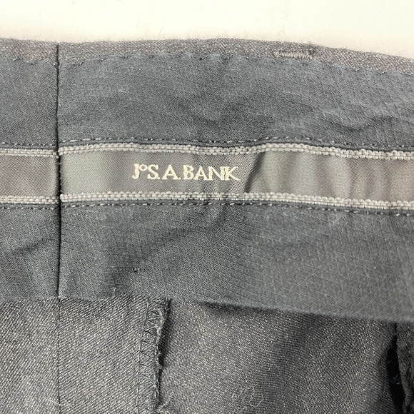 Jos A Bank Mens Dress Pants Pleated Charcoal Gray - Picture 2 of 9